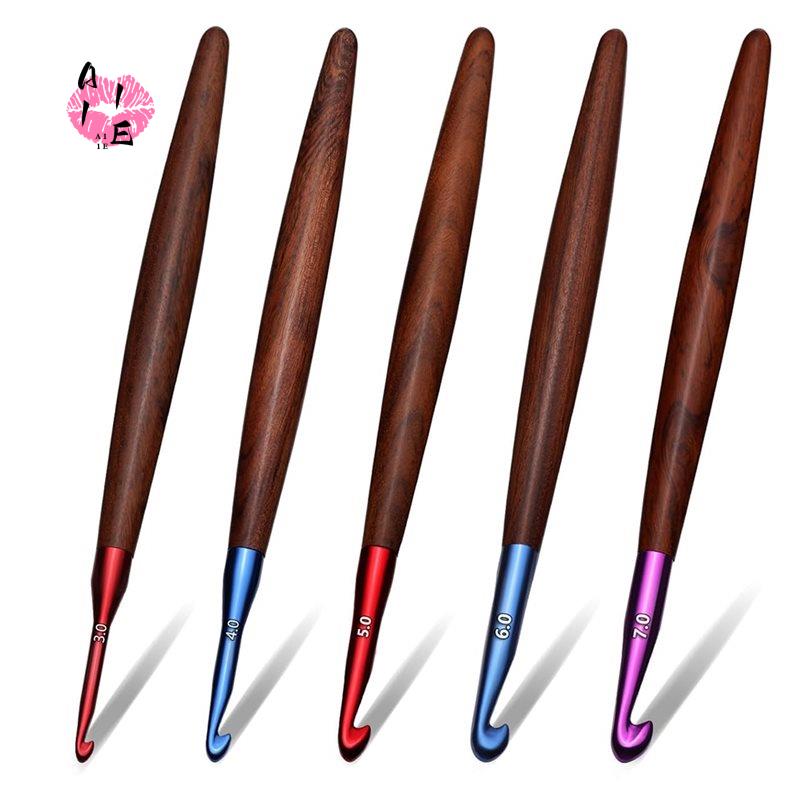 A11E-코바늘 세트, 관절염이 있는 손을 위한 인체공 - Wooden Crochet Hooks Ergonomic Handle 리뷰 및 가격
